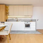 Stylish Escape 1bd In By Flat Mаnager Апартаменты