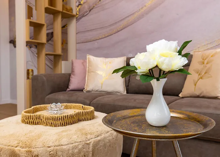 Апартаменти Stylish Escape 1bd In By Flat Mаnager