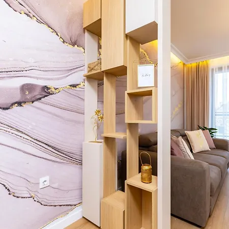 아파트 Stylish Escape 1bd In 플로브디프