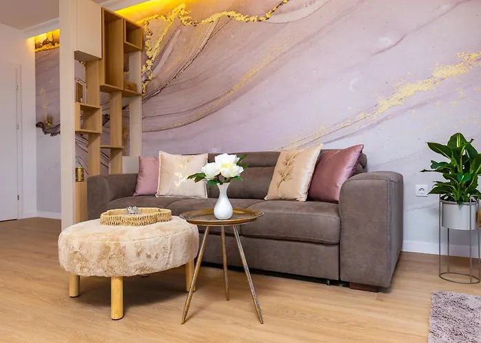 Stylish Escape 1bd In By Flat Mаnager 公寓